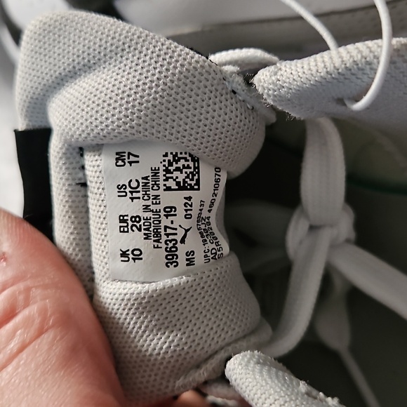 Puma Kids Black White Gray Court Sneakers Casual Sporty Low-Top Design Size 11 - Picture 8 of 10